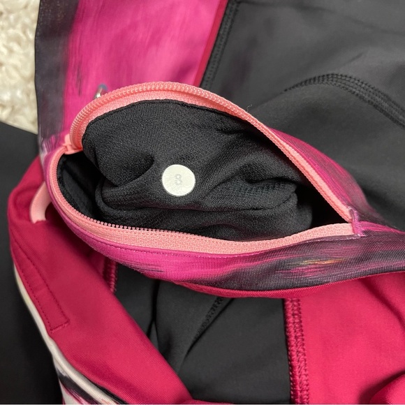 Lululemon Leggings Women's Size 8 US Black Red Pink Pace Rival Crop Luxtreme - Picture 13 of 13